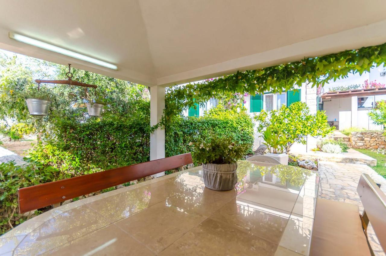Apartments Mate Трогир Екстериор снимка